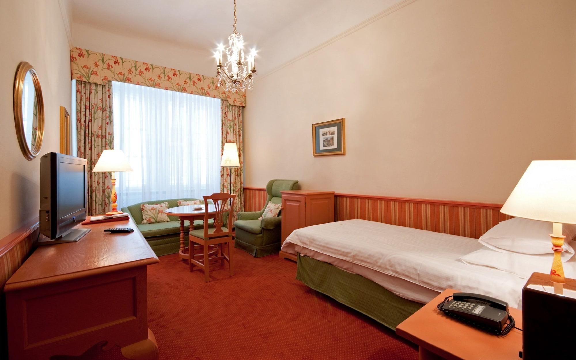 König Von Ungarn Hotel 4*