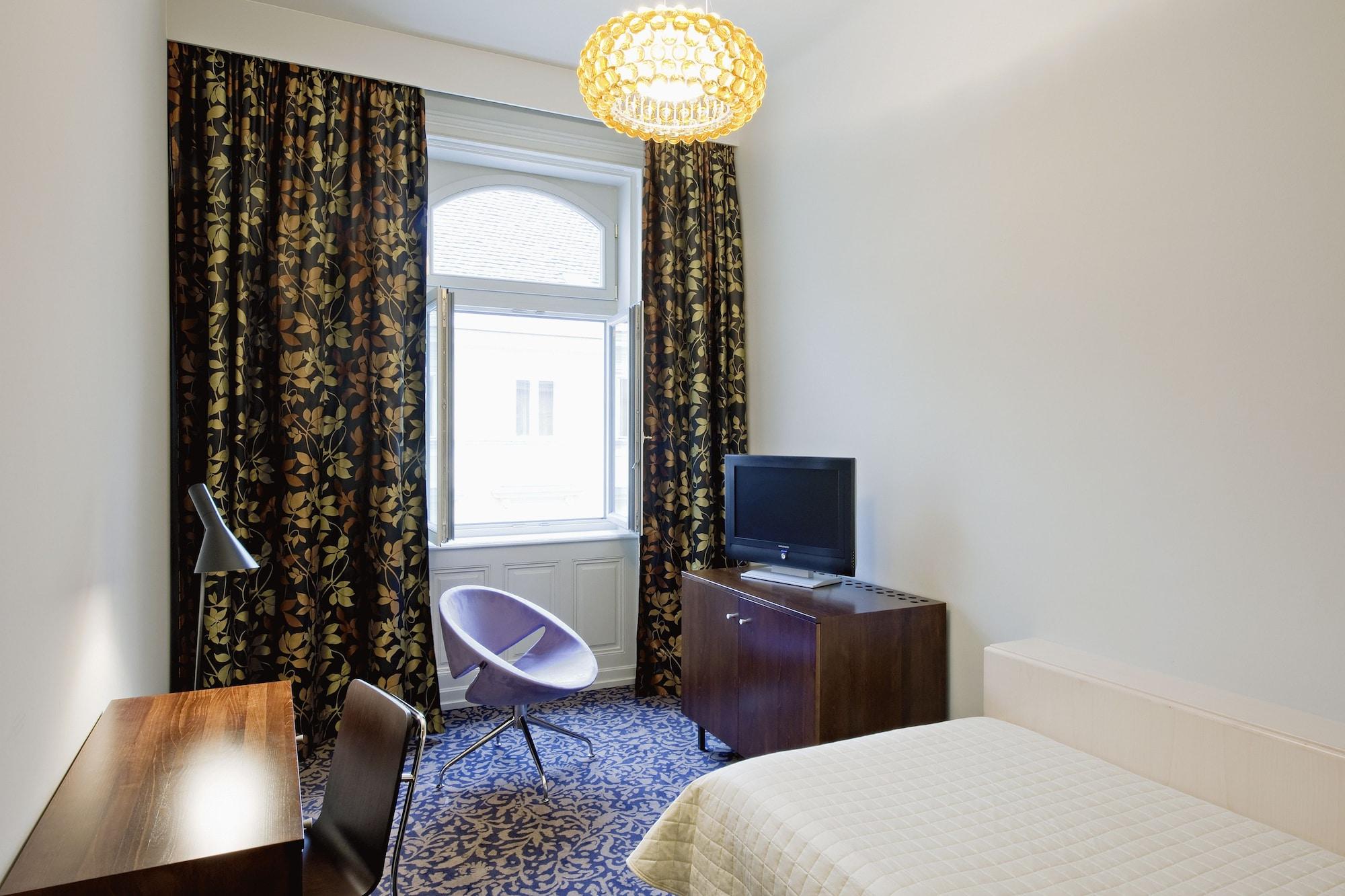König Von Ungarn Hotel 4*